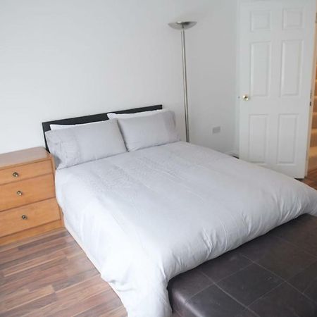 Hotel The Haven Luton  Esterno foto
